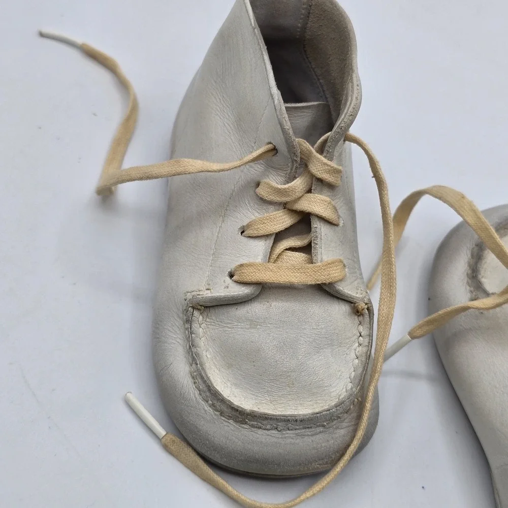 Vintage Stride‎ Rite White Leather Baby Shoes Lace Up High Top First Walkers
